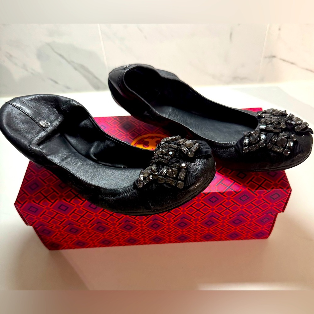 Authentic TORY BURCH jeweled leather ballet flats. (gently used)